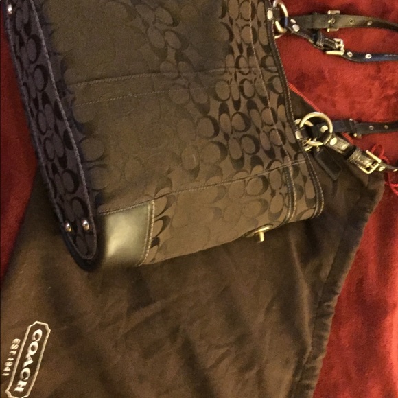 Chocolate brown Coach bag with dust cover - Picture 5 of 8